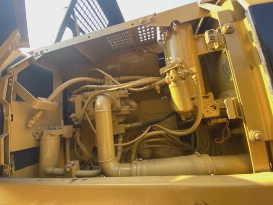 caterpillar CAT 325B