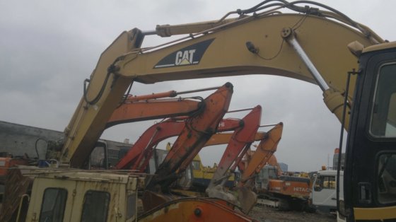 卡特彼勒 330b 挖掘机 Cat 330bl