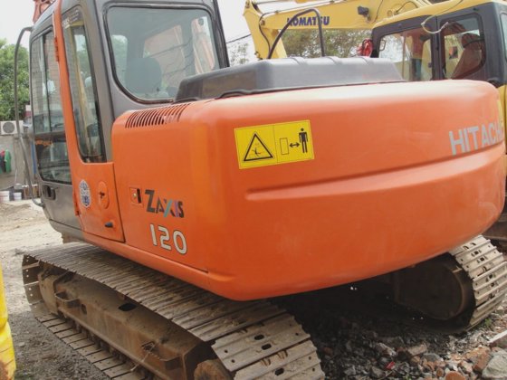 2016 Hitachi EX120-6