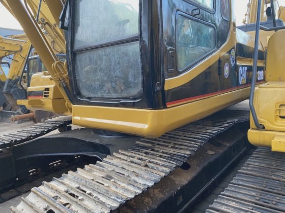 caterpillar CAT 320B