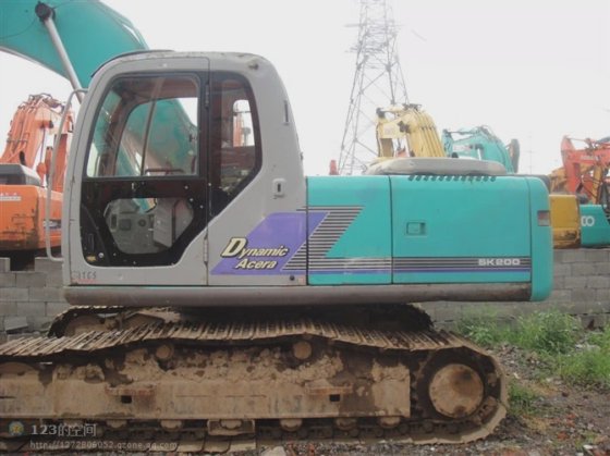 2016 Kobelco SK200-6