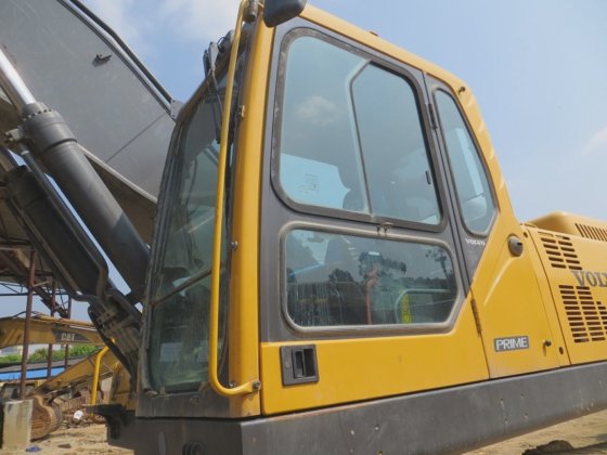 VOLVO EC360BLC