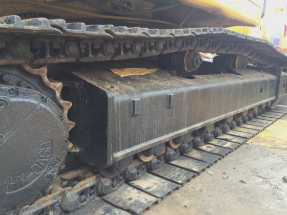 良好な状態の中古のキャタピラーの掘削機320cl %新しさ80