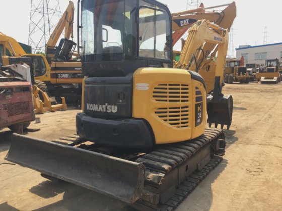 2014 komatsu PC35MR-2