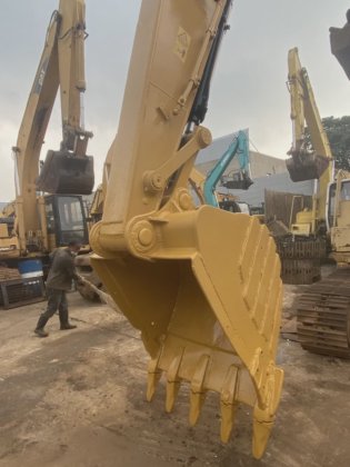 caterpillar CAT 320D
