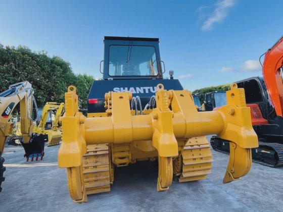 シャントゥイ Shantui SD22