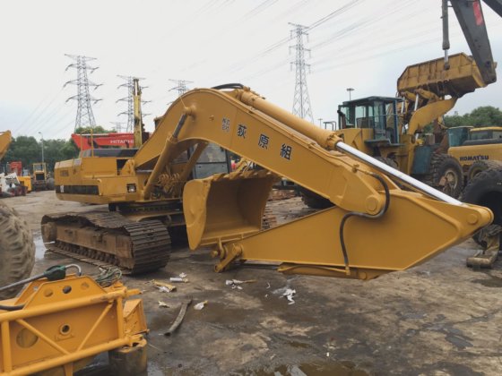 Caterpillar E200B