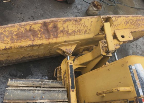 新到二手 Cat Crawler D5g LGP