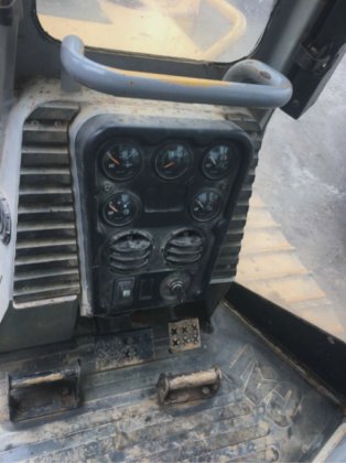 新到二手 Cat Crawler D5g LGP