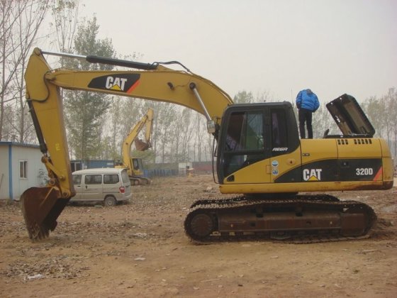 Escavatore Crawler Usato 320d