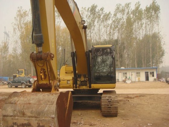 Escavatore Crawler Usato 320d