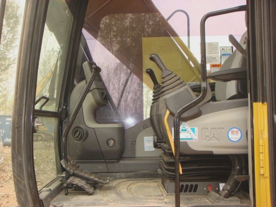 Escavatore Crawler Usato 320d