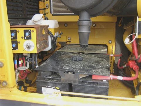 2016 Caterpillar 325DL