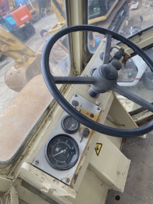 10 吨二手液压振动压路机英格索兰 SD100 供出售