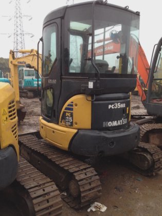 2014 komatsu PC35MR-2