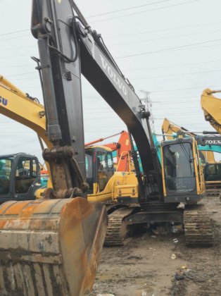 韩国品牌沃尔沃 Ec210blc 20 吨挖掘机特价销售