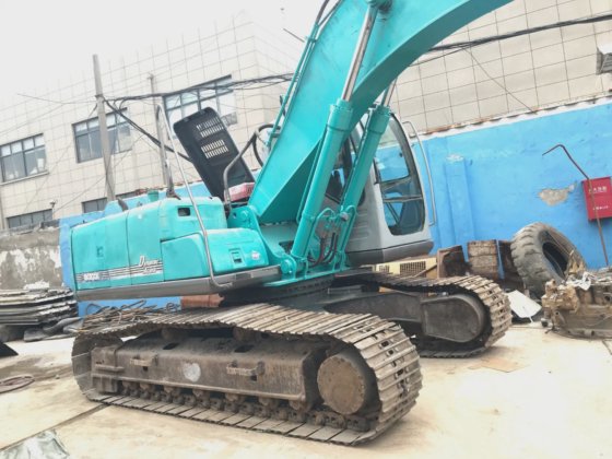 2015 Kobelco sk200-6