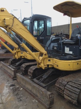 2014 komatsu PC35MR-2