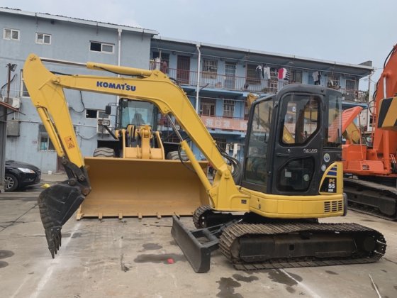 2014 komatsu PC55MR-2