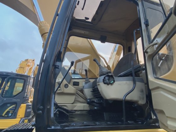 Caterpillar Cat 330b