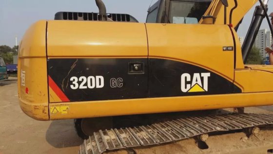 2015 Caterpillar 320d
