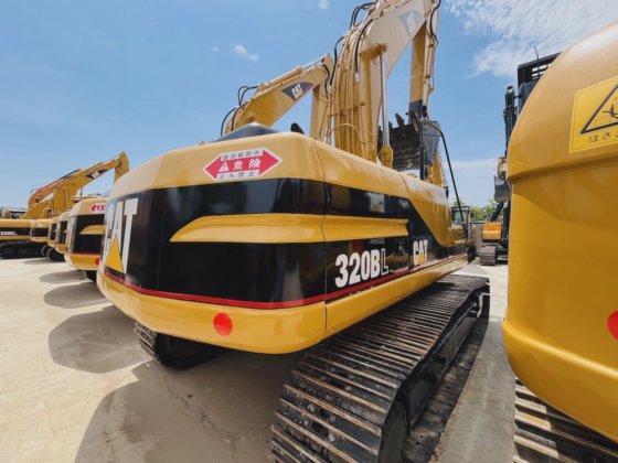 2019 CATERPILLAR CAT 320B