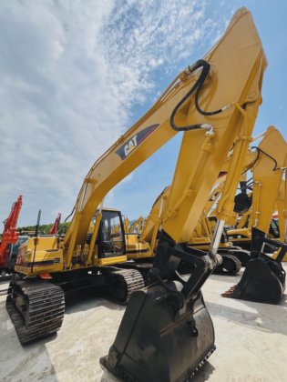 2019 CATERPILLAR CAT 320B