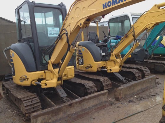 2014 komatsu PC35mr-2