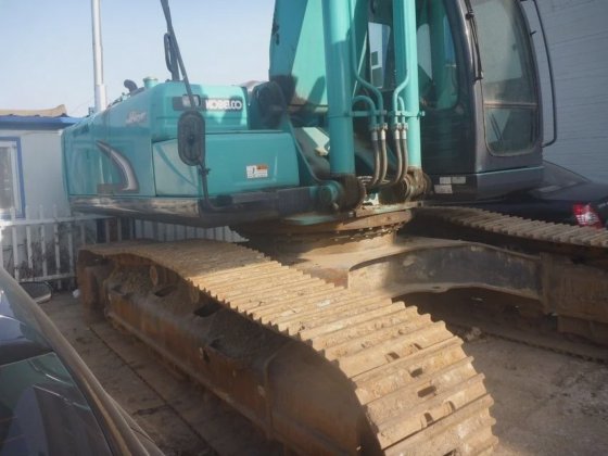 Kobelco SK330-8