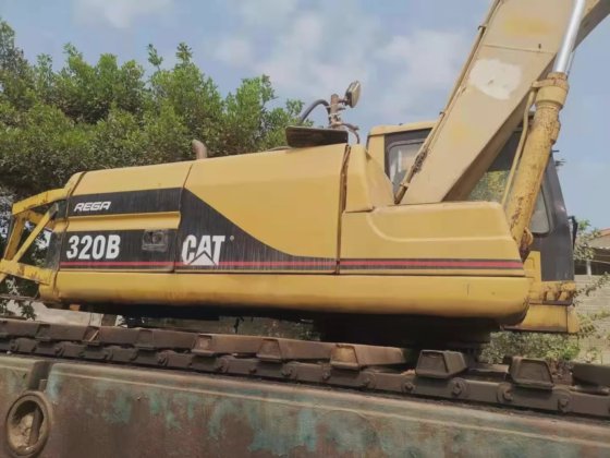 CAT 卡特彼勒 320D