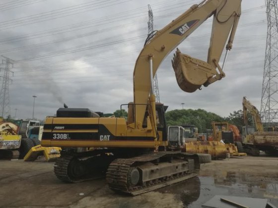 Gebrauchte Baumaschinen Cat Kettenbagger 330bl