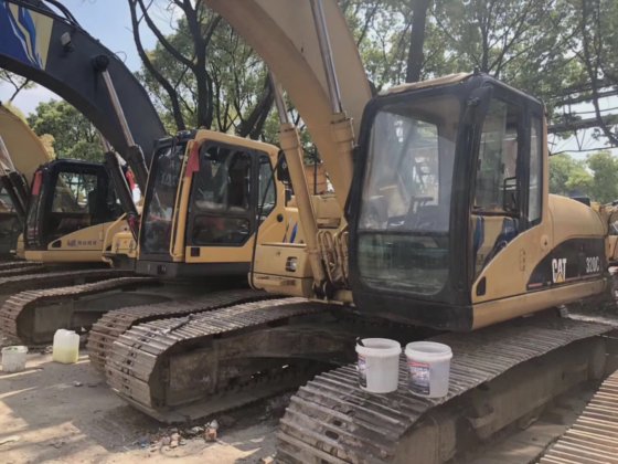 caterpillar cat 320CL