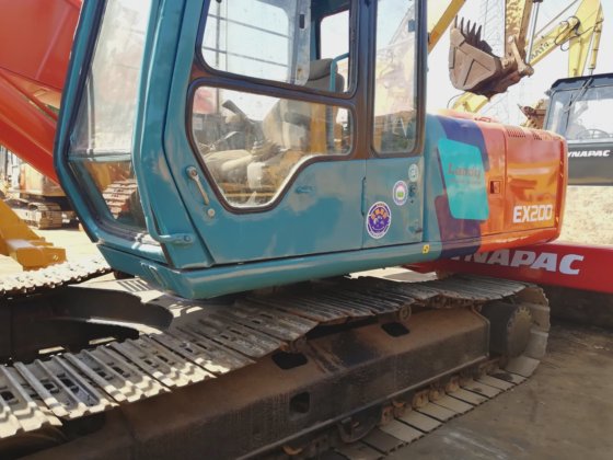 2014 hitachi ex200-3