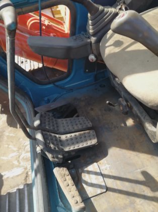 2014 hitachi ex200-3