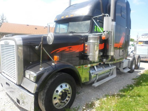 2001 FREIGHTLINER FLD13264T CLASSIC XL