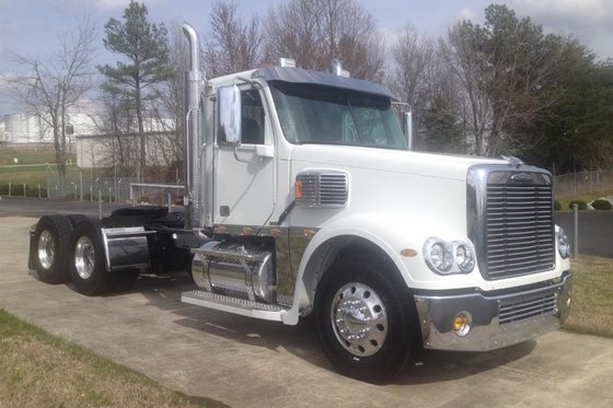 2018 FREIGHTLINER CORONADO CC13264 CONVENTIONAL
