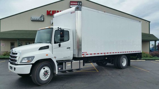 2016 HINO 268A BOX TRUCK