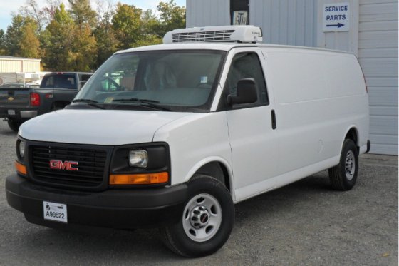 2017 GMC 2500HD CARGO VAN
