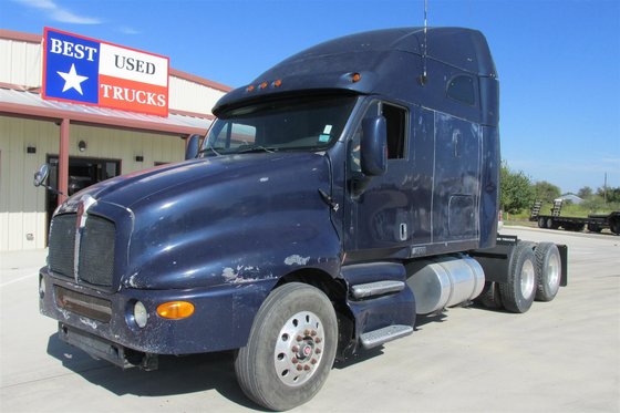 2005 KENWORTH T2000 CONVENTIONAL -