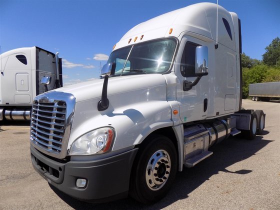 2011 FREIGHTLINER CASCADIA CONVENTIONAL -