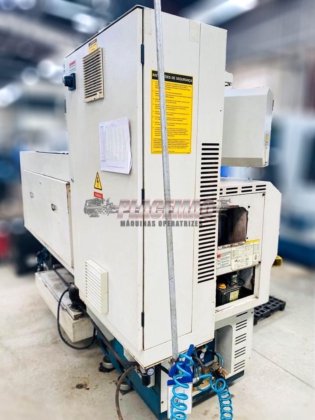 TORNO CNC ROMI CENTUR 30D