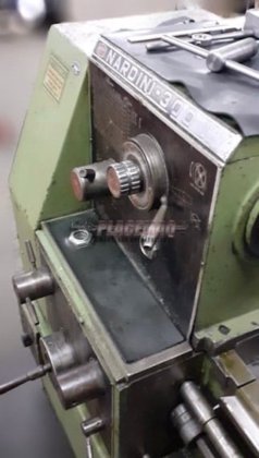 TORNO MECÂNICO NARDINI 300 III