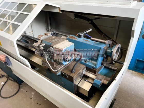TORNO CNC ROMI CENTUR 30D