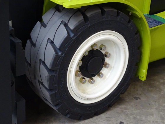 2023 Clark GEX50 电动四轮叉车