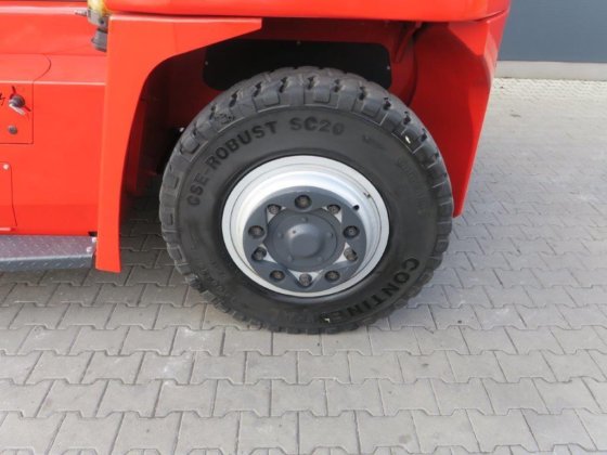 2016 Kalmar DCG150-6 - 旋转座椅柴油叉车