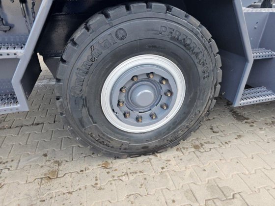 2014 Paus PT36H - 符合道路法规的终端牵引车