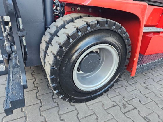 2017年卡尔玛DCF80-6柴油叉车