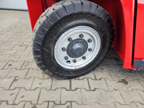 2017年卡尔玛DCF80-6柴油叉车