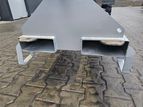 2014年宝峨LAT25-1.0起重机臂