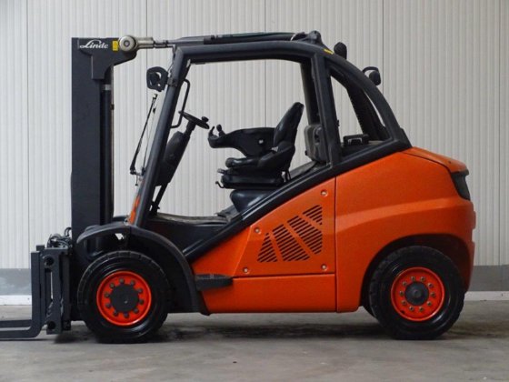 2015年林德H50D-02集装箱室内叉车 TRIPLEX 柴油叉车